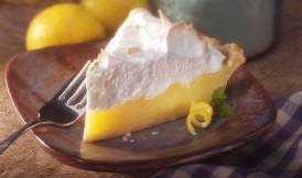 lemon-meringue-pie-930x550